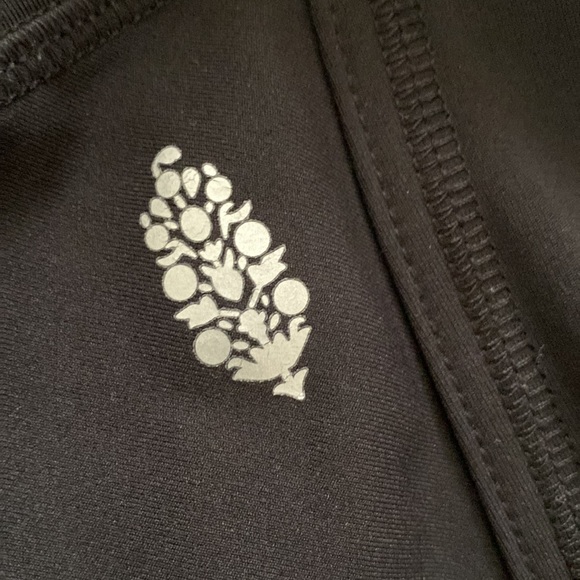 Free People Movement capri tights - Picture 6 of 6